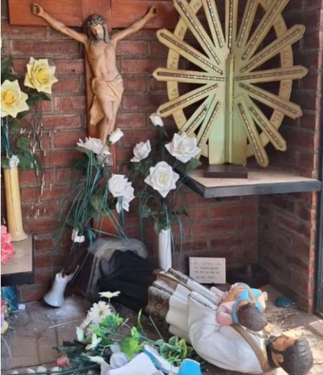 Vulneran la Ermita de San Cayetano